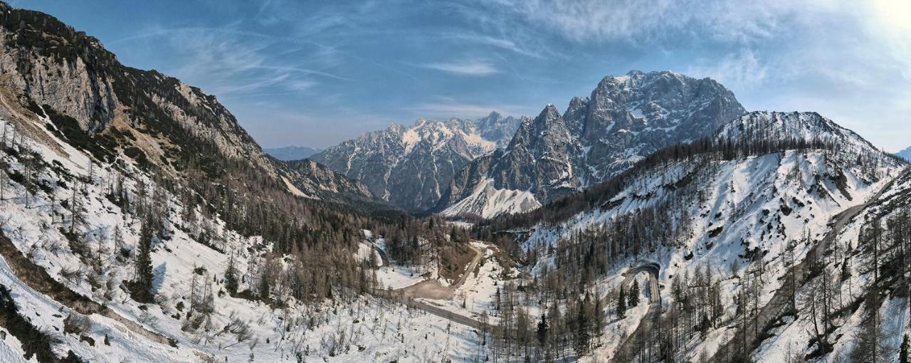 Erjavceva Mountain Hut At Vrsic Pass 호텔 크라니스카고라 외부 사진